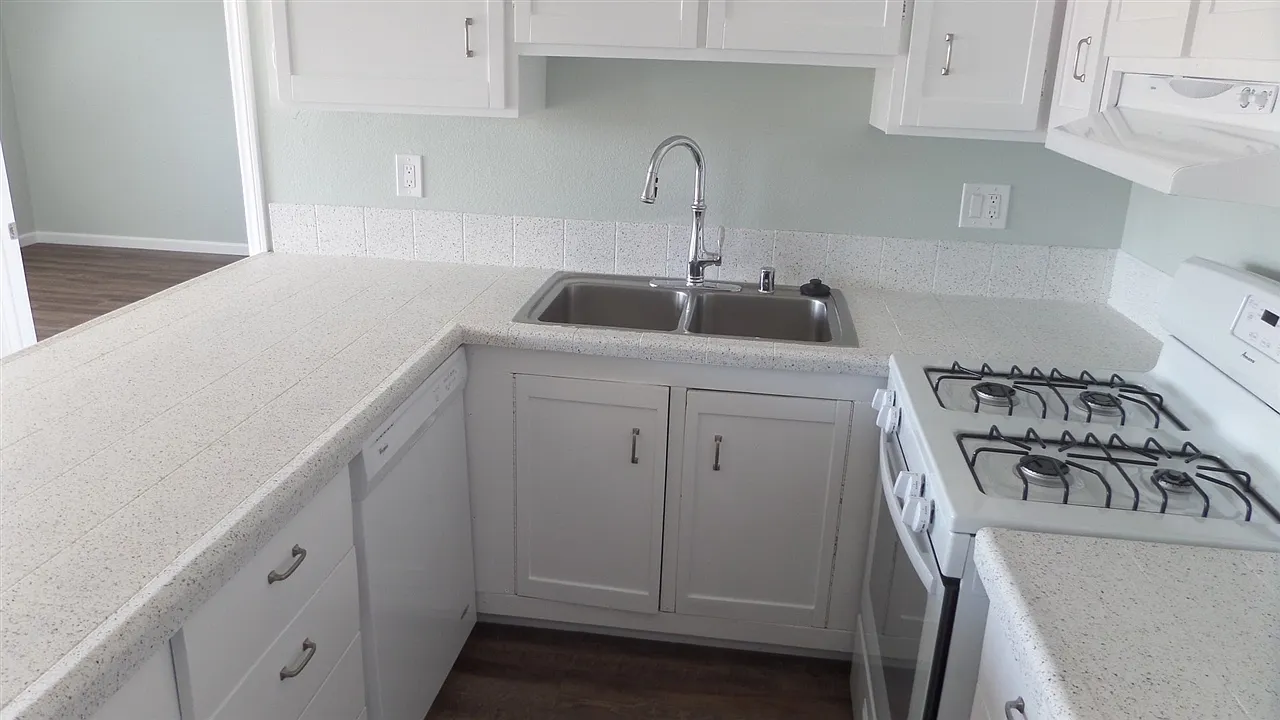 1 bed, 625 sqft, $2,000 — Photo 2