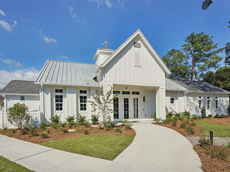 Hamlet Maybank - Homes & Townhomes for Rent — Photo 9