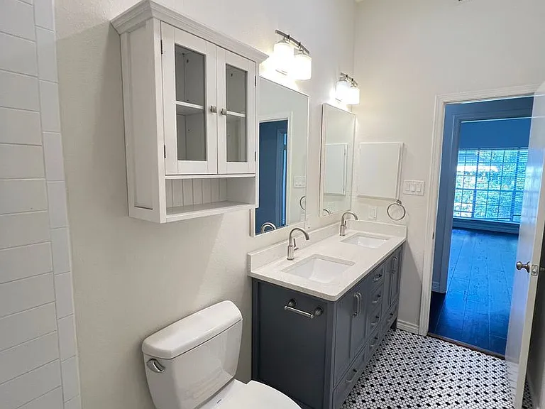 10432 High Hollows Dr #L — Photo 24