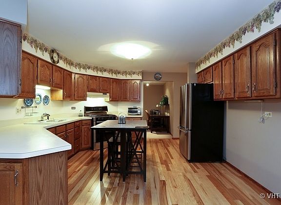 3rd image of 8916 178th St