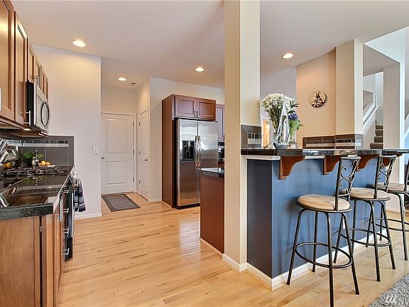 5th image of 1684 Friday Ln SW