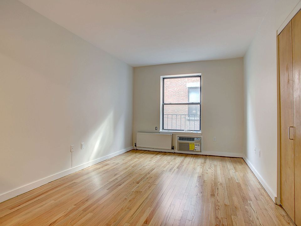 1st image of 423 Amsterdam Ave APT 3C