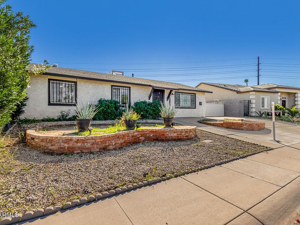 1st image of 4713 E HIDALGO Avenue