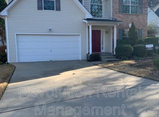 7 Saint Charles Pl, Sharpsburg, GA 30277