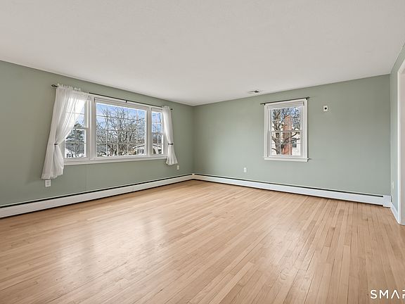 3rd image of 47 Eckert Road