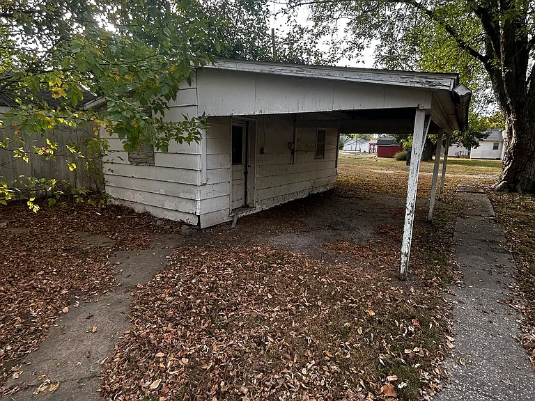 106 Locust St — Photo 48