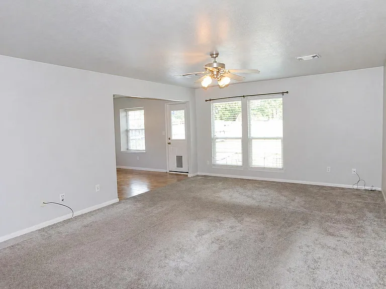 16810 Deck Ct — Photo 5