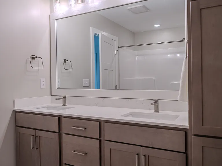 Ventura Townhouses LLC — Photo 14