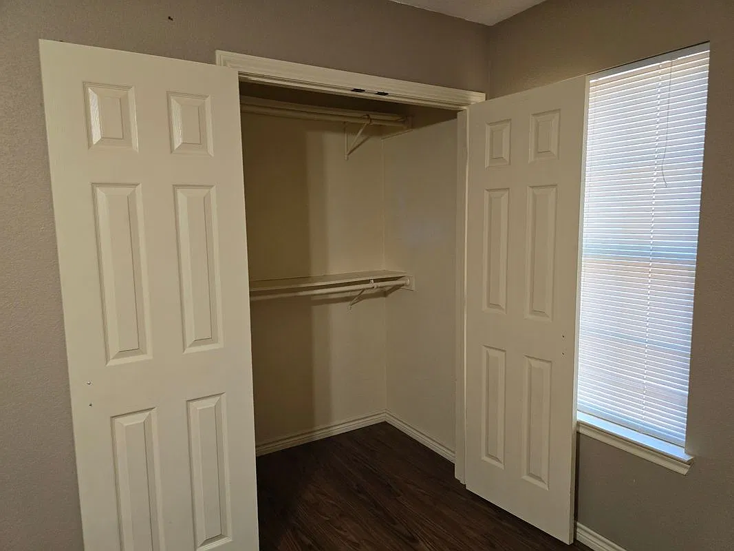 2 bed, 1.0 bath, 1064 sqft, $1,500 — Photo 3