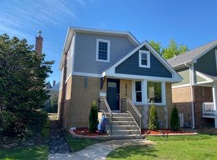 6926 34th St, Berwyn, IL 60402