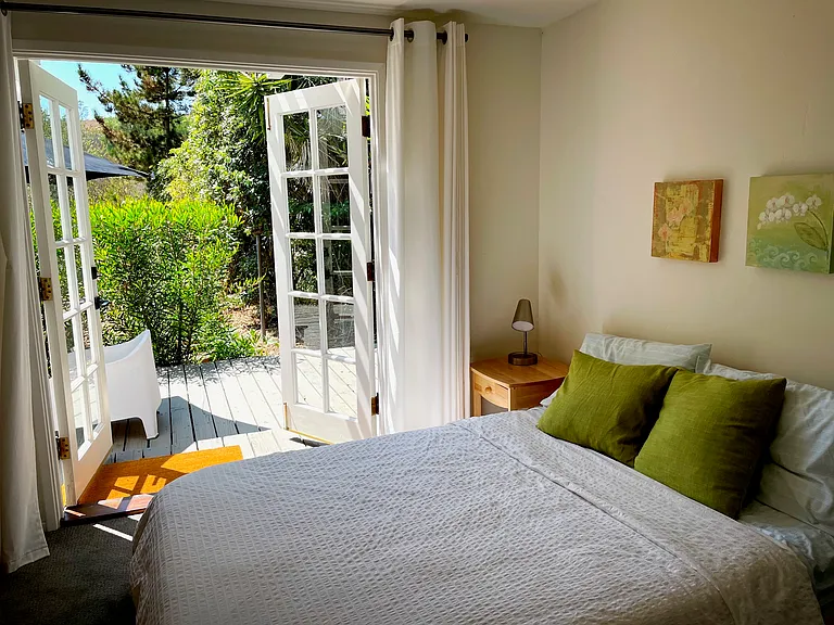 433 El Sueno Rd #B — Photo 6