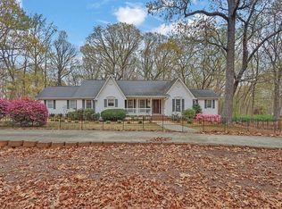 4706 Creek Wood Dr, Gainesville, GA 30507