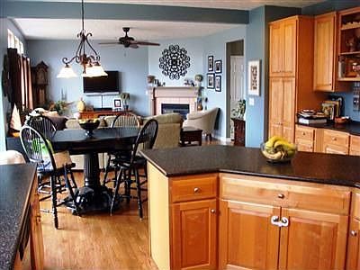 5th image of 31908 Fieldstone Cir