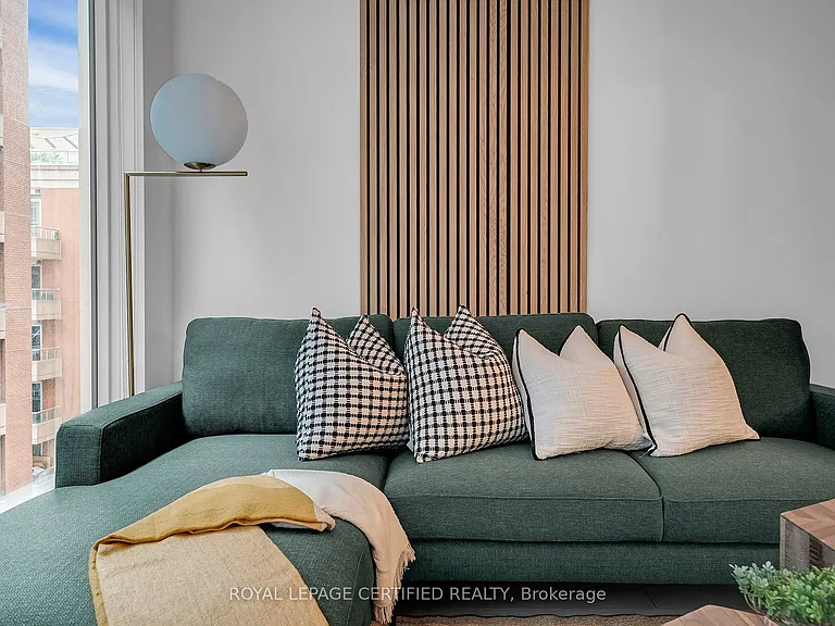 15 Mercer St #705 — Photo 8