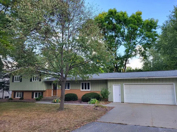 1117 West ONSTAD DRIVE, Marshfield, WI 54449