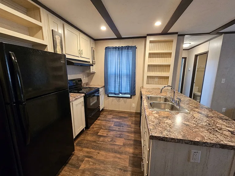 Swan Lake - Rent to Own — Photo 62