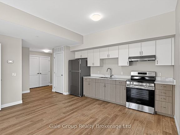 4th image of 785 Southwood Way #314