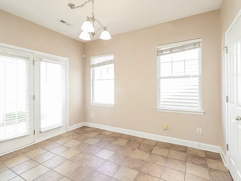 13768 Aldenbrook Dr — Photo 8