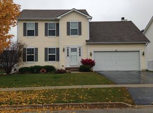 45 W Bluebell Ave, Cortland, IL