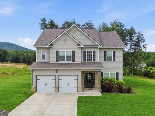 61 N Village Cir, Rydal, GA 30171