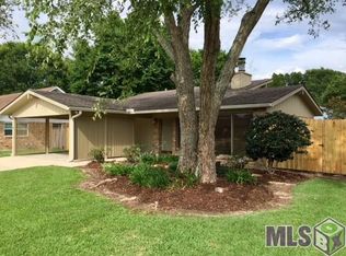 936 Tanglebriar Dr, Baton Rouge, LA 70810