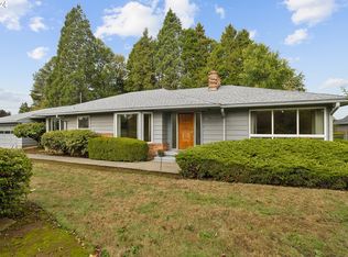 19531 Central Point Rd, Oregon City, OR 97045