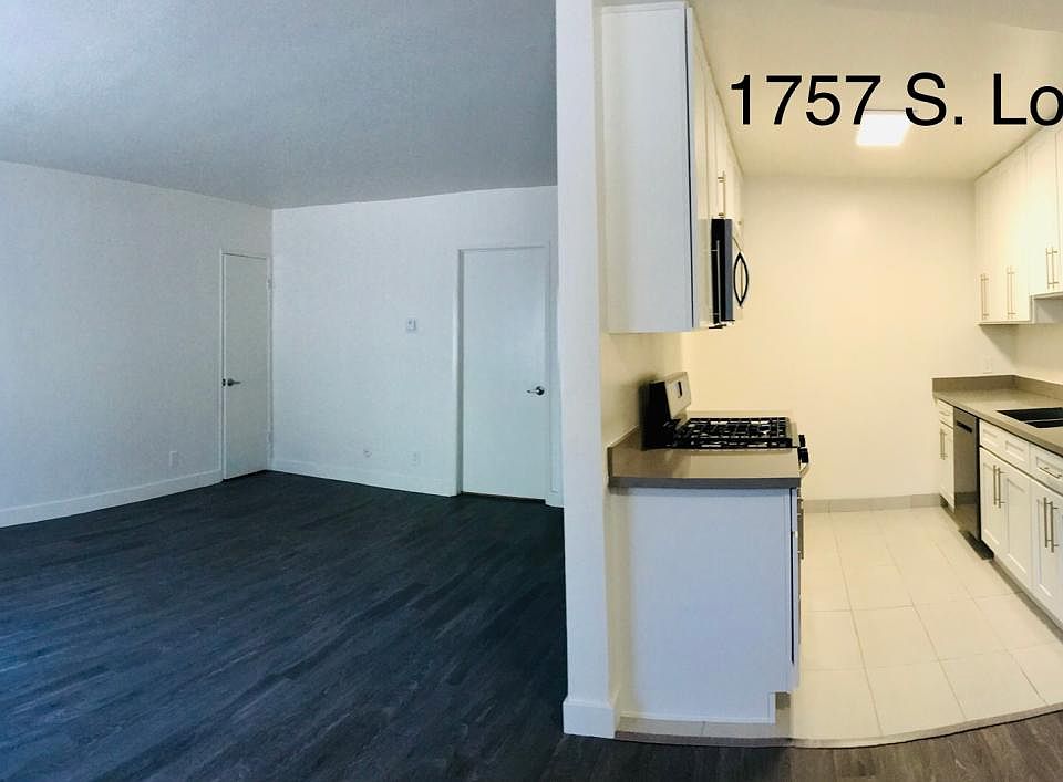 Living room & full kitchen