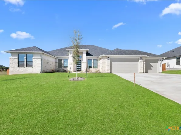 2017 Bluff Dr, Nolanville, TX 76559