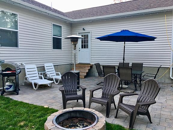3rd image of 14 River St