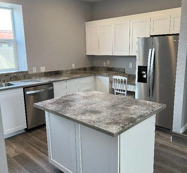 1806 SE Cutter Ln — Photo 15