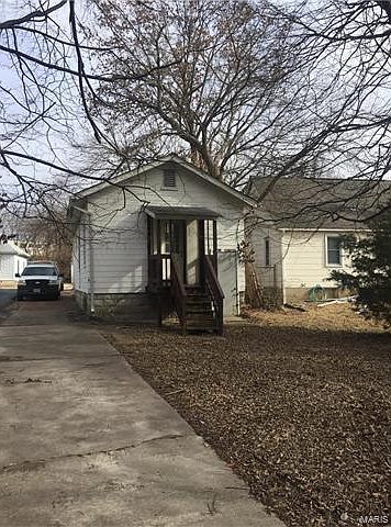 1st image of 345 Saint Louis Ave