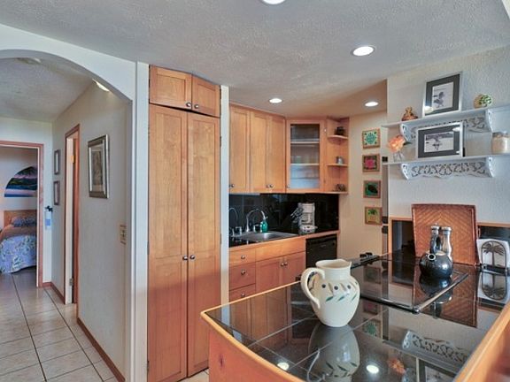 5th image of 190 Hauoli St APT 115