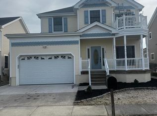 14 W 28th St, Ocean City, NJ 08226