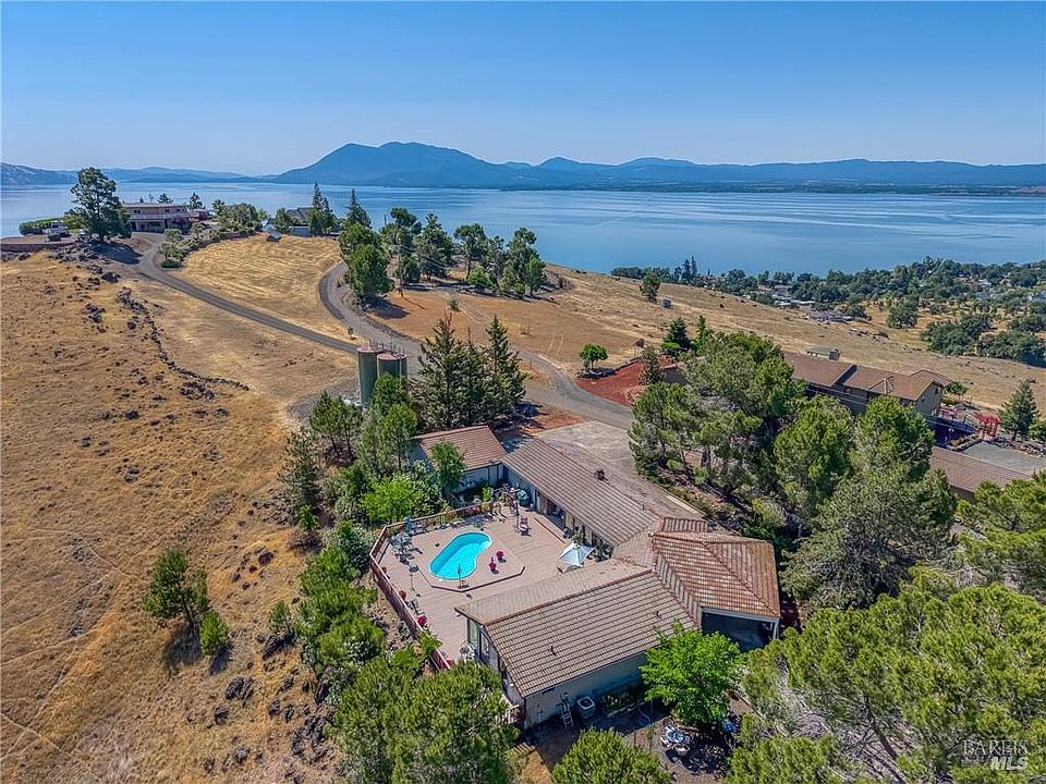 1st image of 460 Lake Vista Drive