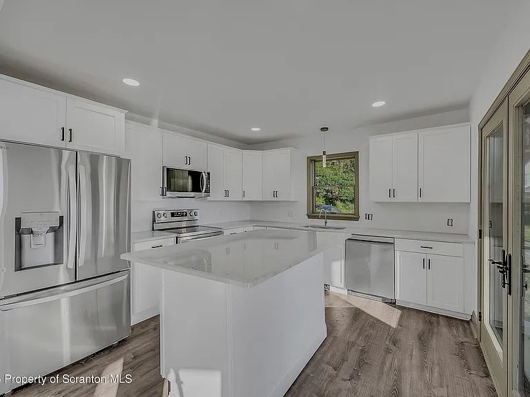 1262 Lake Rd — Photo 18