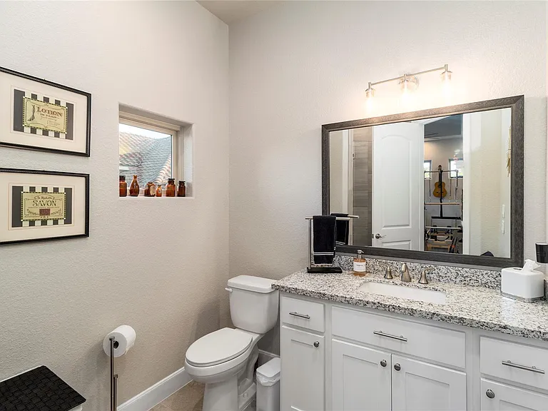 114 La Vie Dr — Photo 36