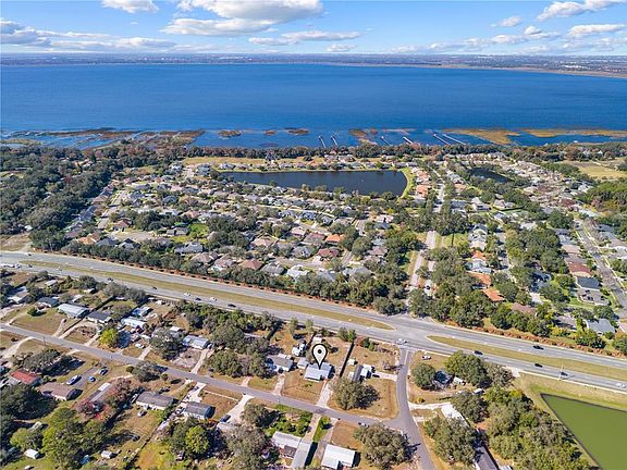 5th image of 200 Raintree Ct