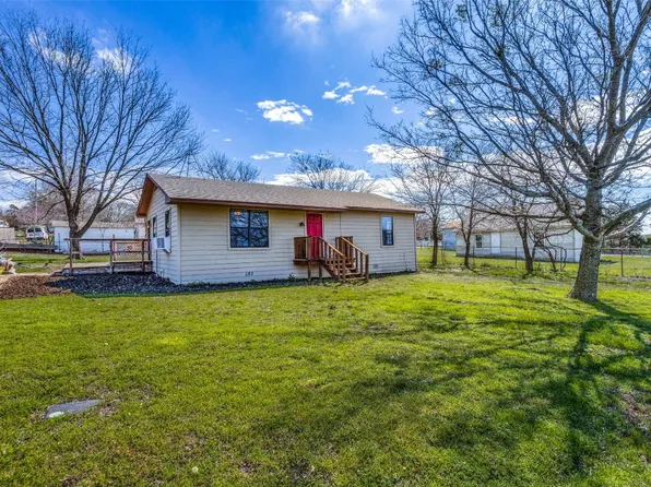 200 Beryl Ln, Blue Ridge, TX 75424