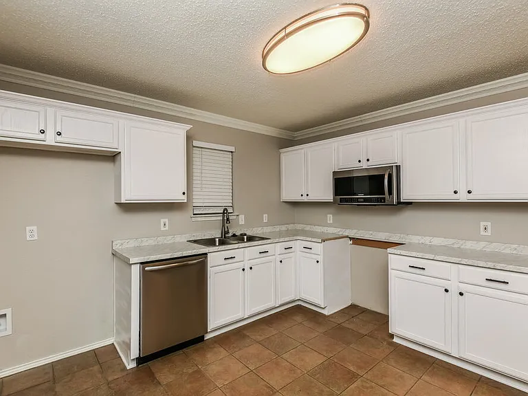 10224 Dawson Trl — Photo 9