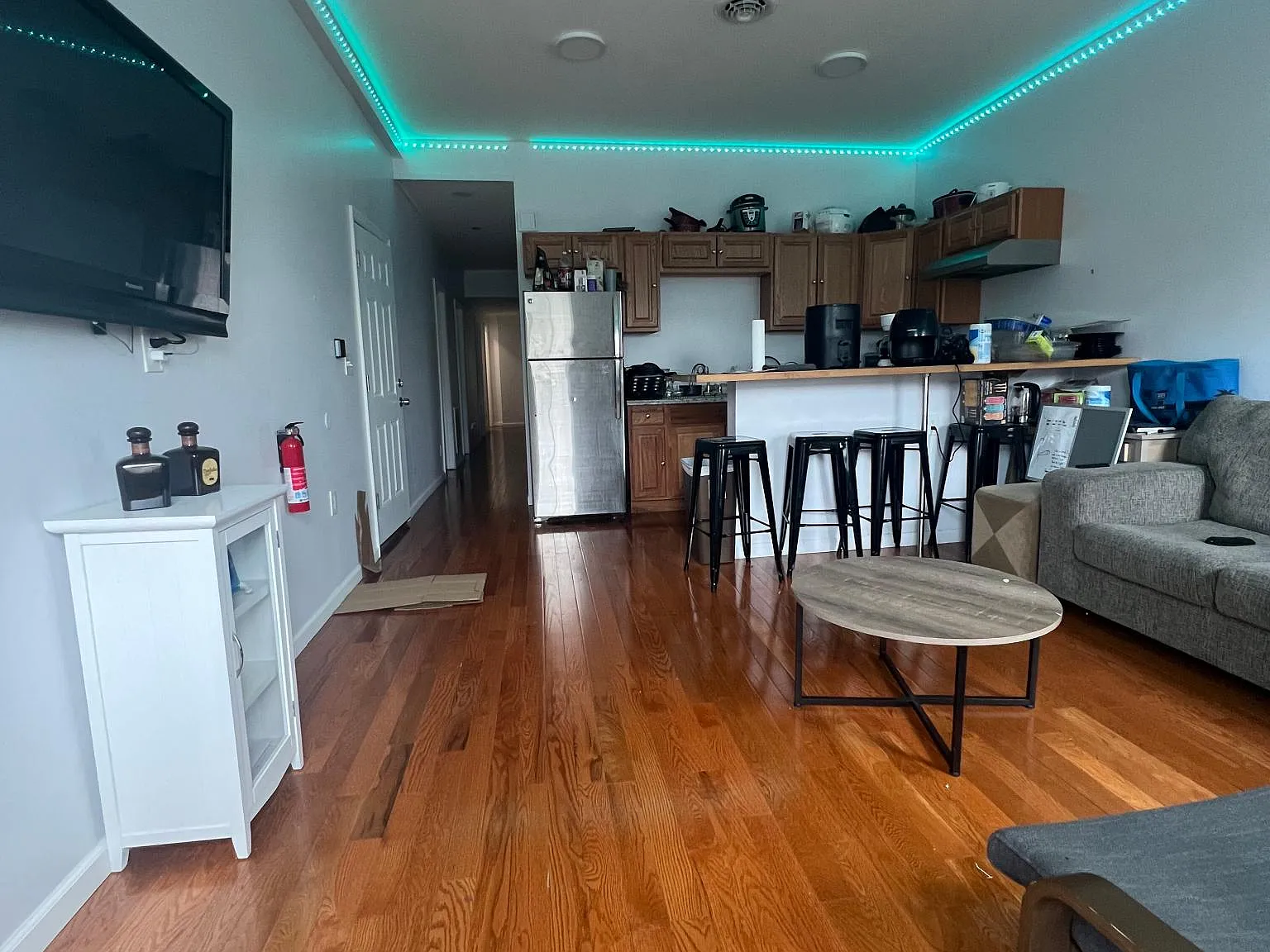 5 bed, 1.5 bath, 1300 sqft, $730 — Photo 3