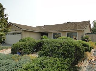 1220 Summerview Dr, Stockton, CA 95210