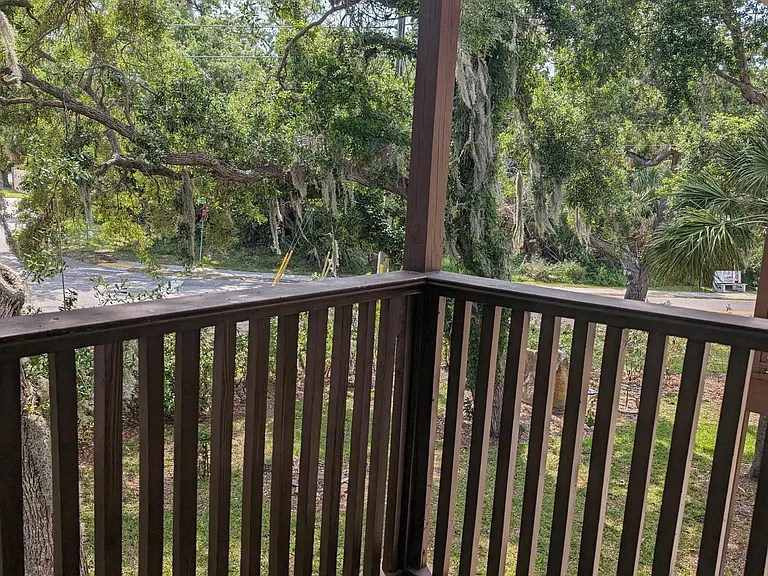 balcony