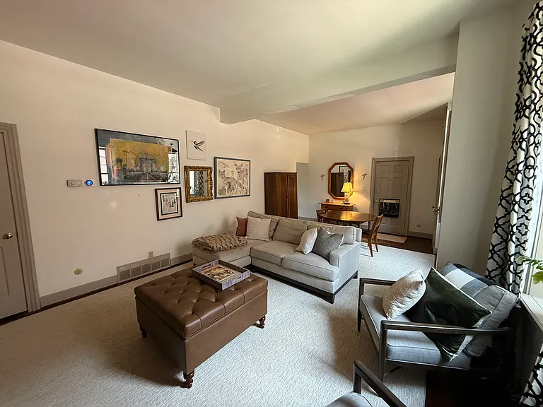 590 S Pearl St — Photo 5