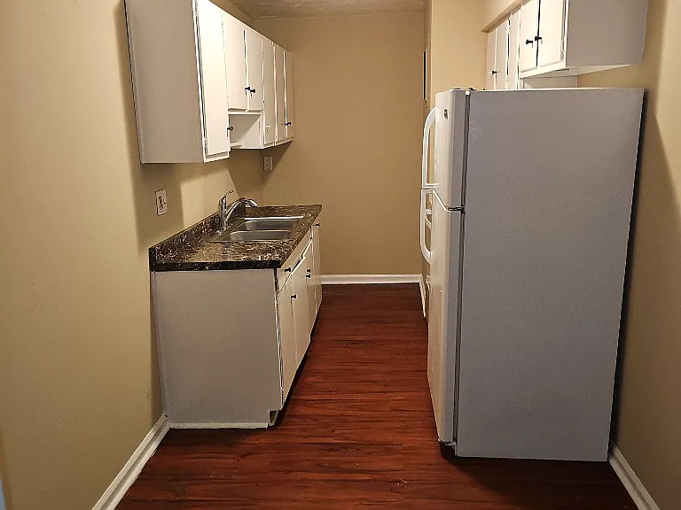 1804 Dalton Ct #1 — Photo 5
