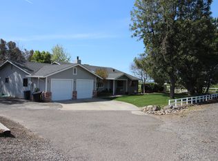 7800 Patterson Rd, Oakdale, CA 95361