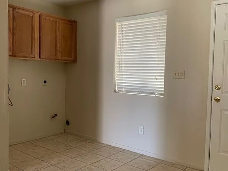 2600 New Stine Rd — Photo 5