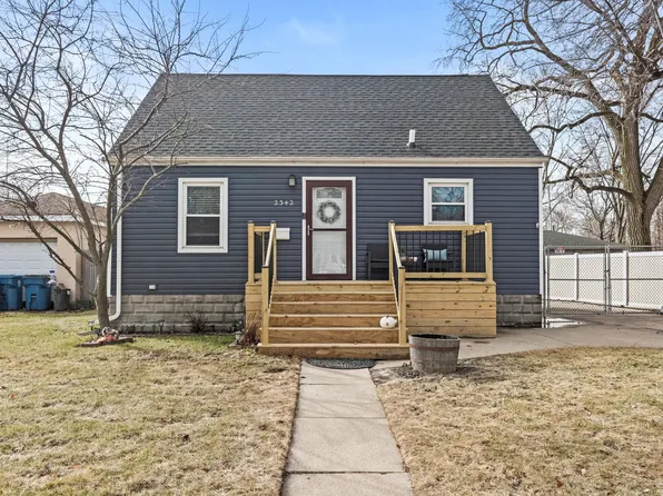 2342 81st St, Highland, IN 46322
