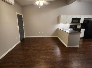 3410 E Funston St #116, Wichita, KS 67218