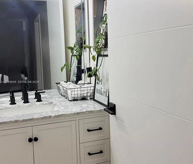8121 SW 136th Pl — Photo 6