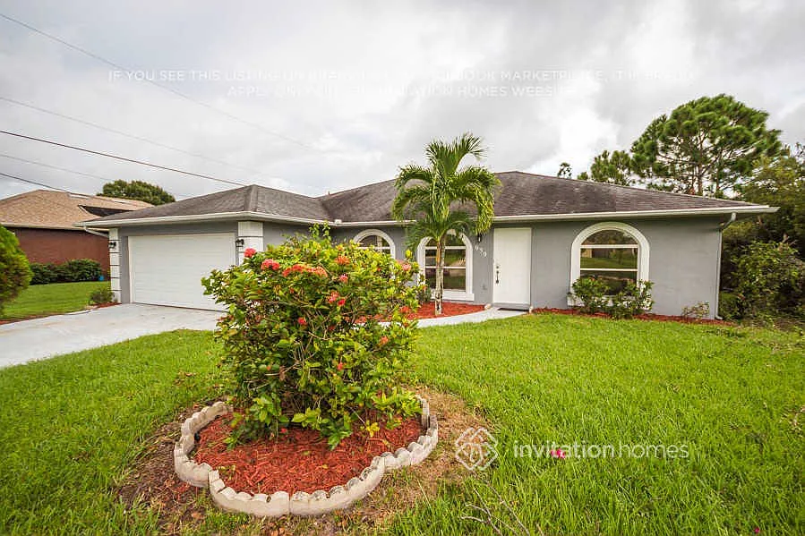 639 SE Dean Ter Port Saint Lucie, FL 34984 — Photo 2